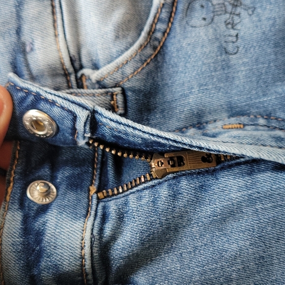 H&M slim fit shorts size 2-3Y - Picture 2 of 12